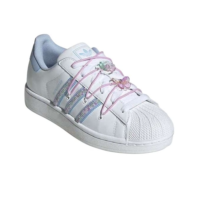 أحذية سكيت بورد نسائية من أديد - مراجعة Adidas Shoes Superstar وسعره
