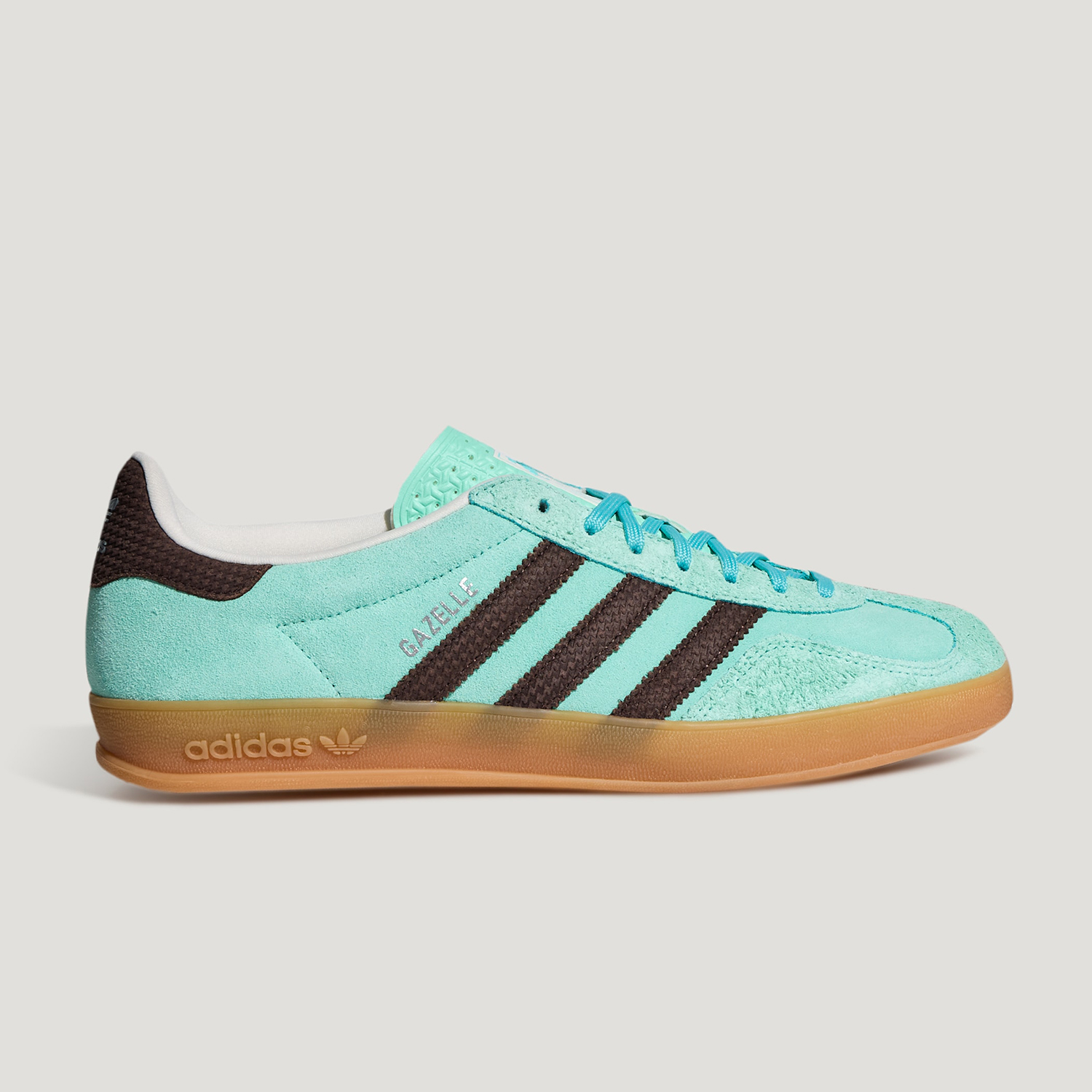 أحذية أديداس الأصلية الكلاسيكي - مراجعة Adidas Shoes Gazelle وسعره